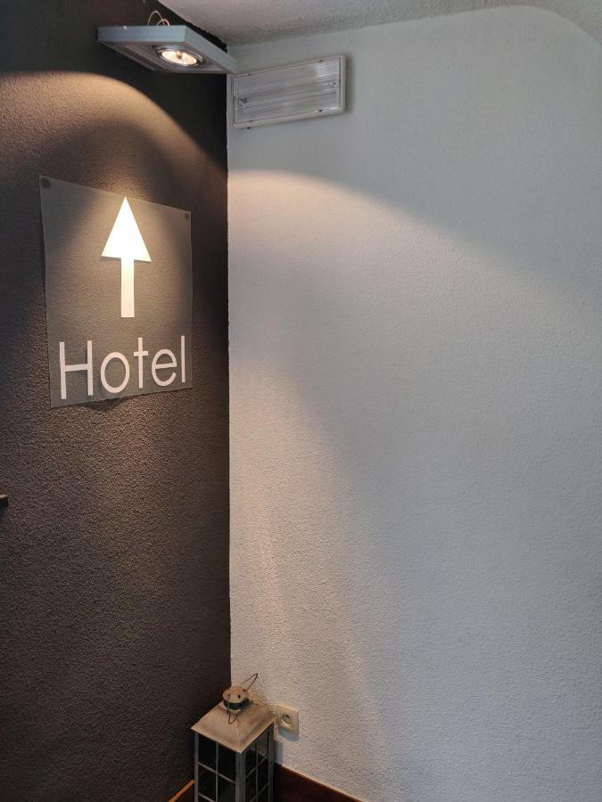 Hotel L'Escape Grill Silenrieux Exterior foto